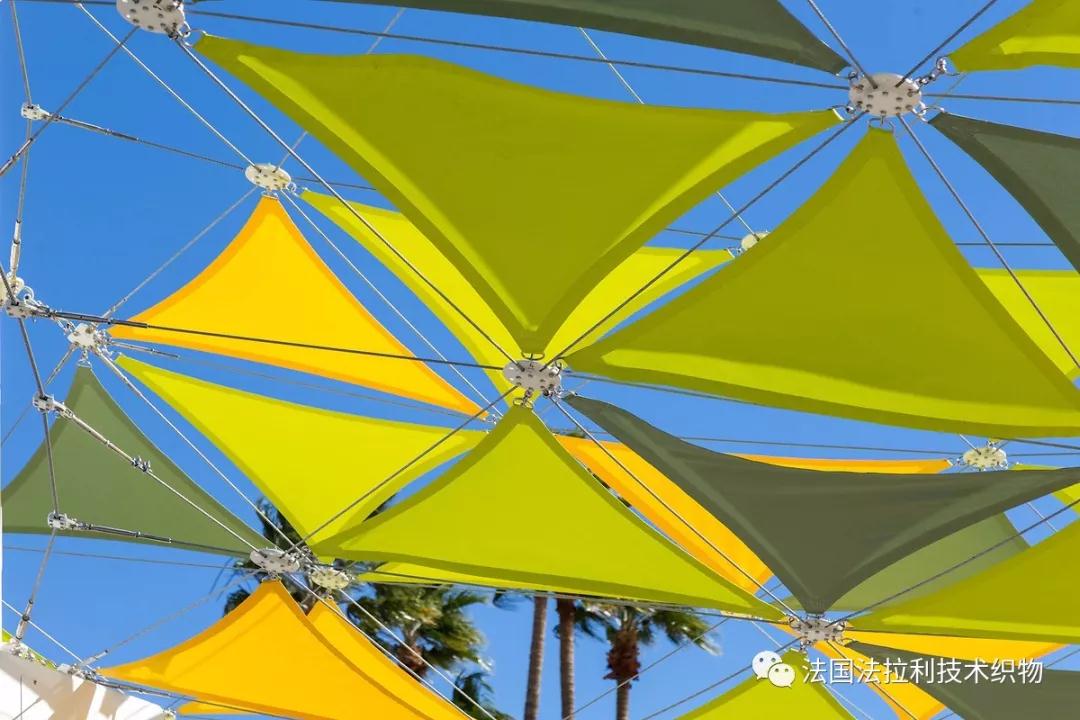 膜結(jié)構(gòu)車棚